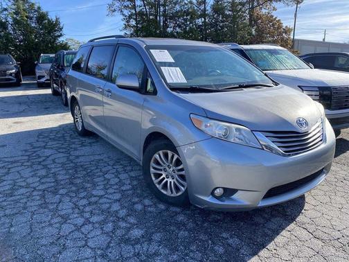 2015 Toyota Sienna XLE Premium