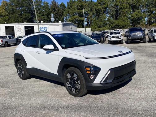 2024 Hyundai KONA SEL