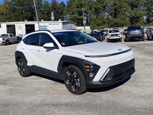 2024 Hyundai KONA SEL
