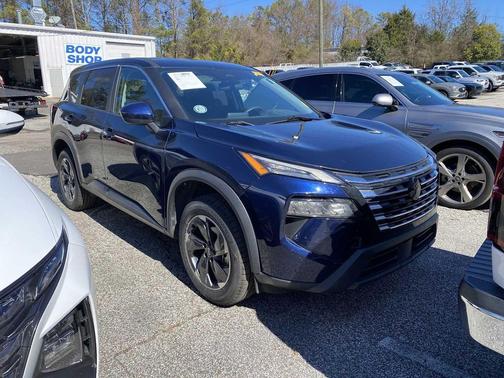 2024 Nissan Rogue SV
