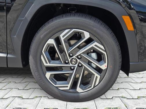 Phantom Black 2026 Hyundai TUCSON SEL