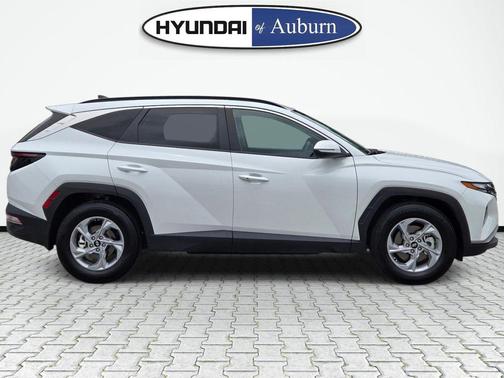 Quartz White 2022 Hyundai TUCSON SEL