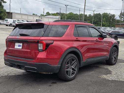 Rapid Red Metallic Tinted Clearcoat 2025 Ford Explorer ST-Line