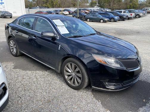 2016 Lincoln MKS Base