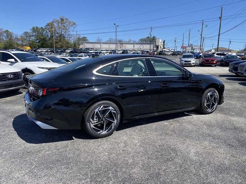 2026 Hyundai SONATA SEL