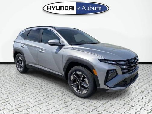 Shimmering Silver 2026 Hyundai TUCSON SEL Premium