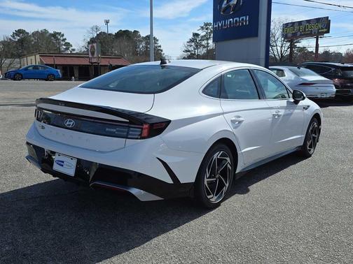 2026 Hyundai SONATA SEL