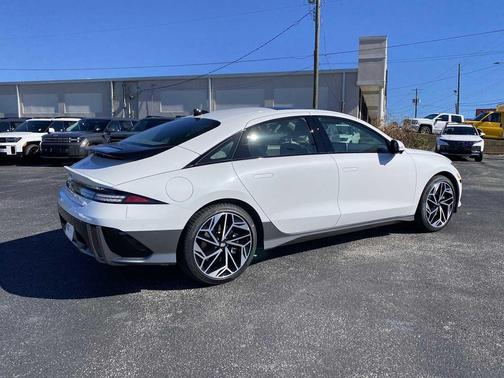 2025 Hyundai IONIQ 6 Limited