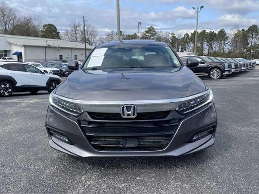 2019 Honda Accord Touring 2.0T
