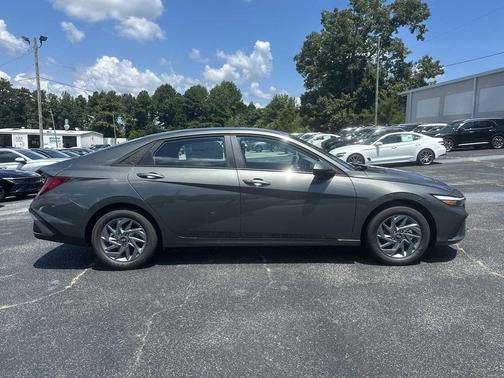 2025 Hyundai ELANTRA HEV Blue