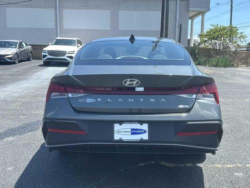 2025 Hyundai ELANTRA HEV Blue