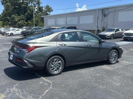 2025 Hyundai ELANTRA HEV Blue
