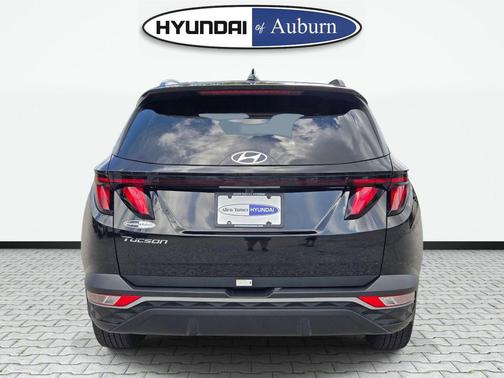 Black Pearl 2024 Hyundai TUCSON SEL