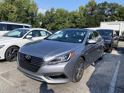 2016 Hyundai SONATA Hybrid Limited