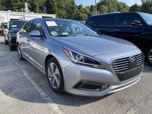2016 Hyundai SONATA Hybrid Limited