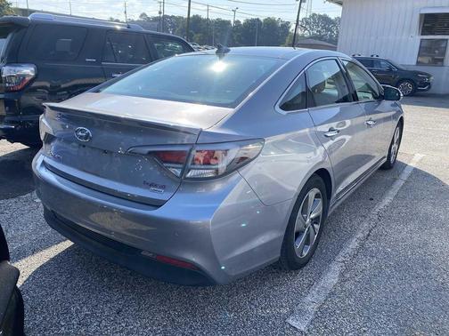 2016 Hyundai SONATA Hybrid Limited