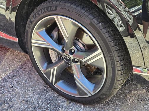 Vik Black 2025 Genesis GV80 3.5T