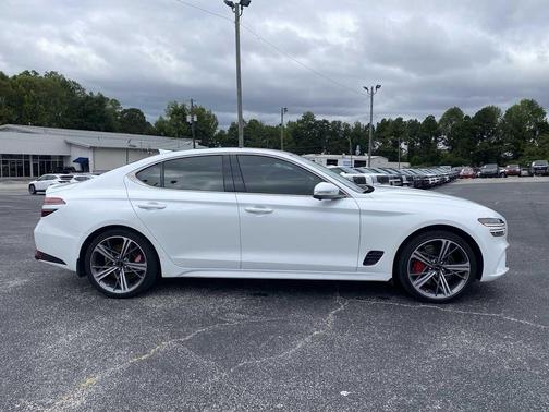 2025 Genesis G70 3.3T RWD Sport Advanced