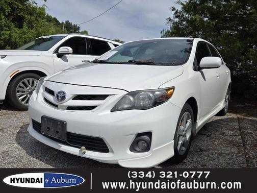Super White 2013 Toyota Corolla S
