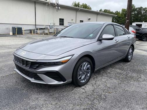 2025 Hyundai ELANTRA HEV Blue