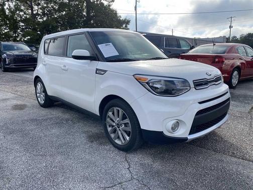 2017 Kia Soul +