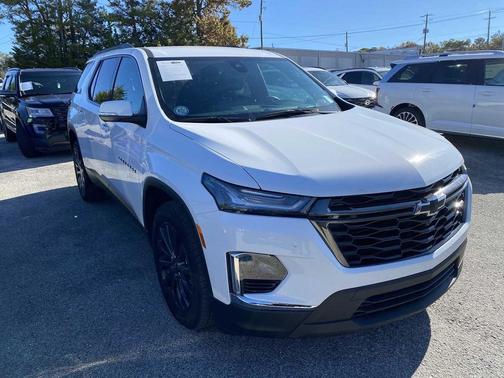 2022 Chevrolet Traverse RS