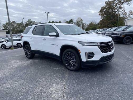 2022 Chevrolet Traverse RS