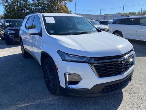 2022 Chevrolet Traverse RS