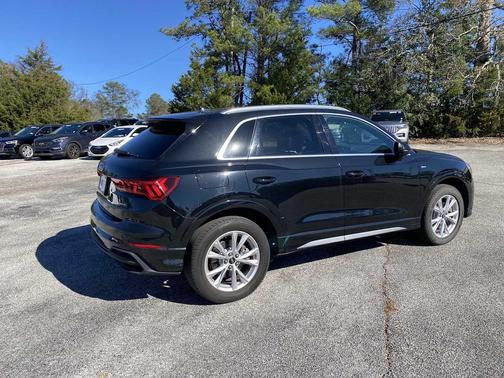 2024 Audi Q3 Premium 45 TFSI S line quattro Tiptronic