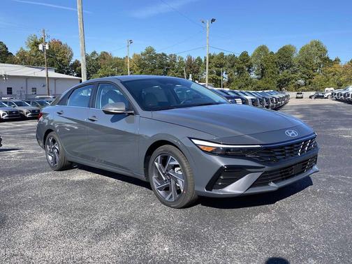 2026 Hyundai ELANTRA Limited