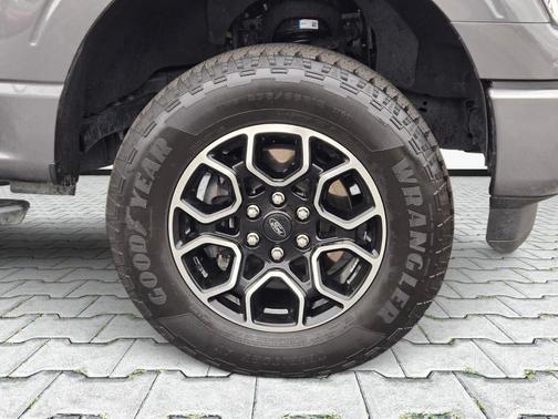 Carbonized Gray Metallic 2023 Ford F-150 XLT