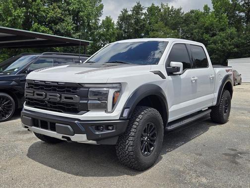 Oxford White 2024 Ford F-150 Raptor