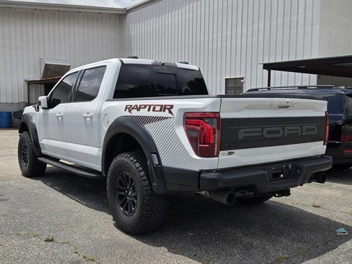 Oxford White 2024 Ford F-150 Raptor