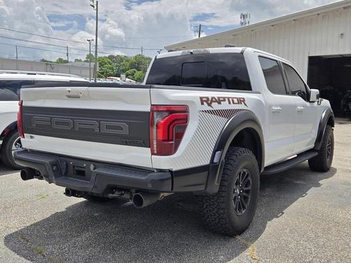 Oxford White 2024 Ford F-150 Raptor