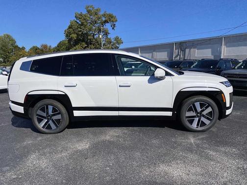 2026 Hyundai IONIQ 9 SEL