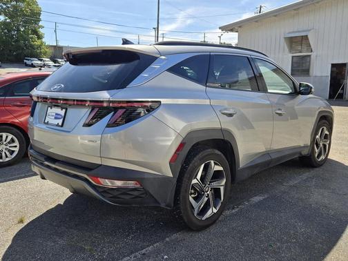 Shimmering Silver 2023 Hyundai TUCSON Limited