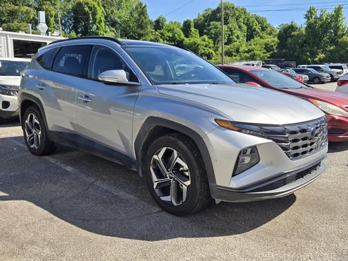 Shimmering Silver 2023 Hyundai TUCSON Limited