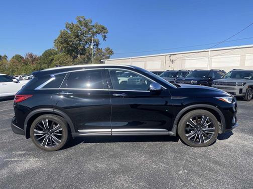 2021 INFINITI QX50 LUXE