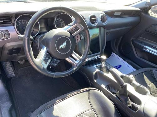 2017 Ford Mustang EcoBoost