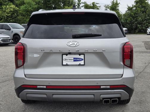 Typhoon Silver 2023 Hyundai PALISADE SEL