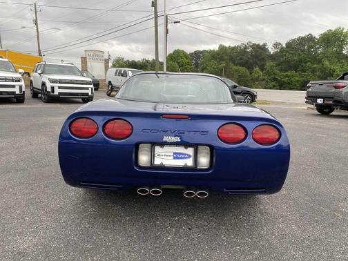 LeMans Blue Metallic 2004 Chevrolet Corvette Base