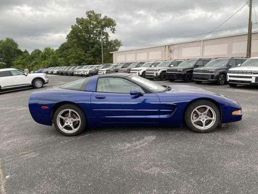 LeMans Blue Metallic 2004 Chevrolet Corvette Base