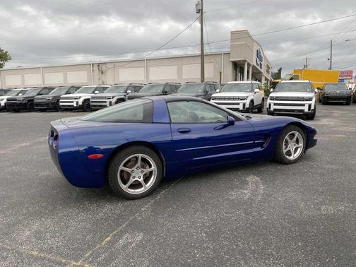 LeMans Blue Metallic 2004 Chevrolet Corvette Base