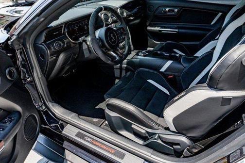 2022 Ford Shelby GT500 Base