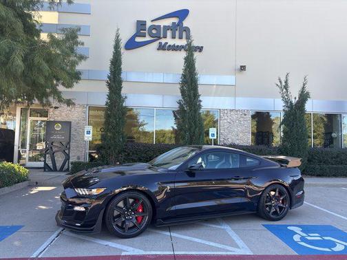 2022 Ford Shelby GT500 Base