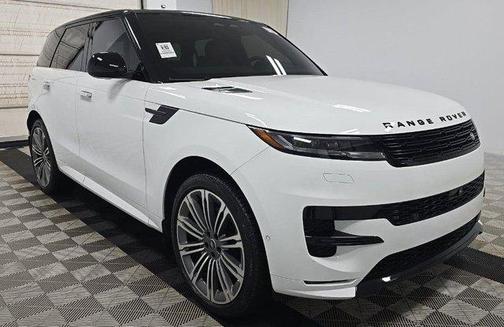 Fuji White 2025 Land Rover Range Rover Sport SE