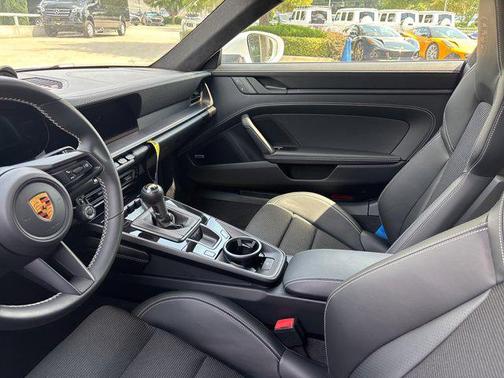 2022 Porsche 911 GT3 w/Touring Package