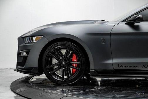 2022 Ford Shelby GT500 Base