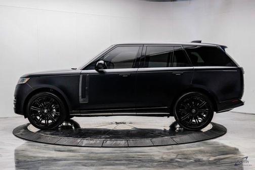 2023 Land Rover Range Rover P530 SE