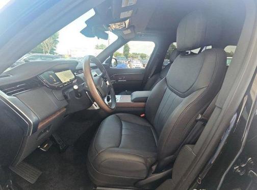 2024 Land Rover Range Rover P400 SE